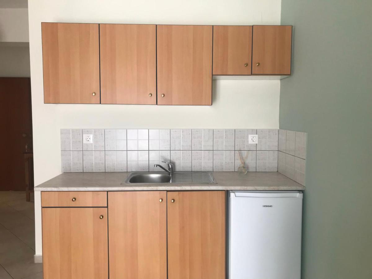 Theros Apartments ミリナ エクステリア 写真