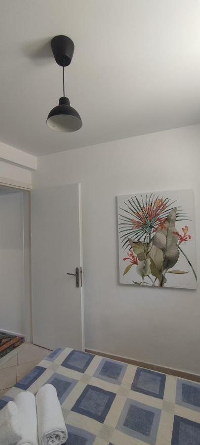 Theros Apartments ミリナ エクステリア 写真